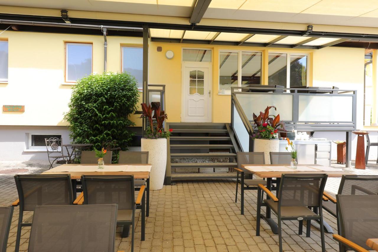 Hotel Freiensteinerhof Superior Sankt Peter-Freienstein Exterior foto